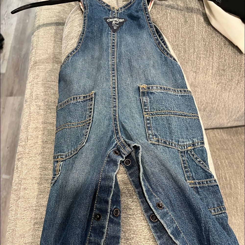 Oshkosh B'gosh One Pieces  Denim Blue Jean Overalls New 9m with snaps.
